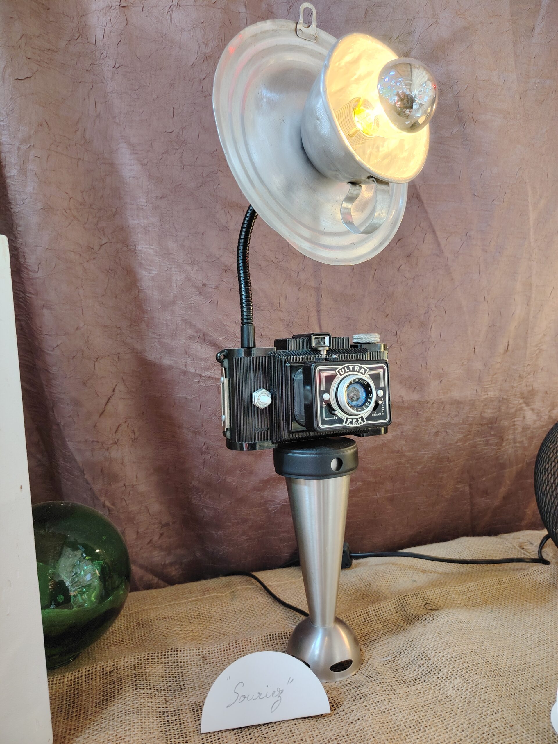 Le fer à lampe - Lampe - Souriez