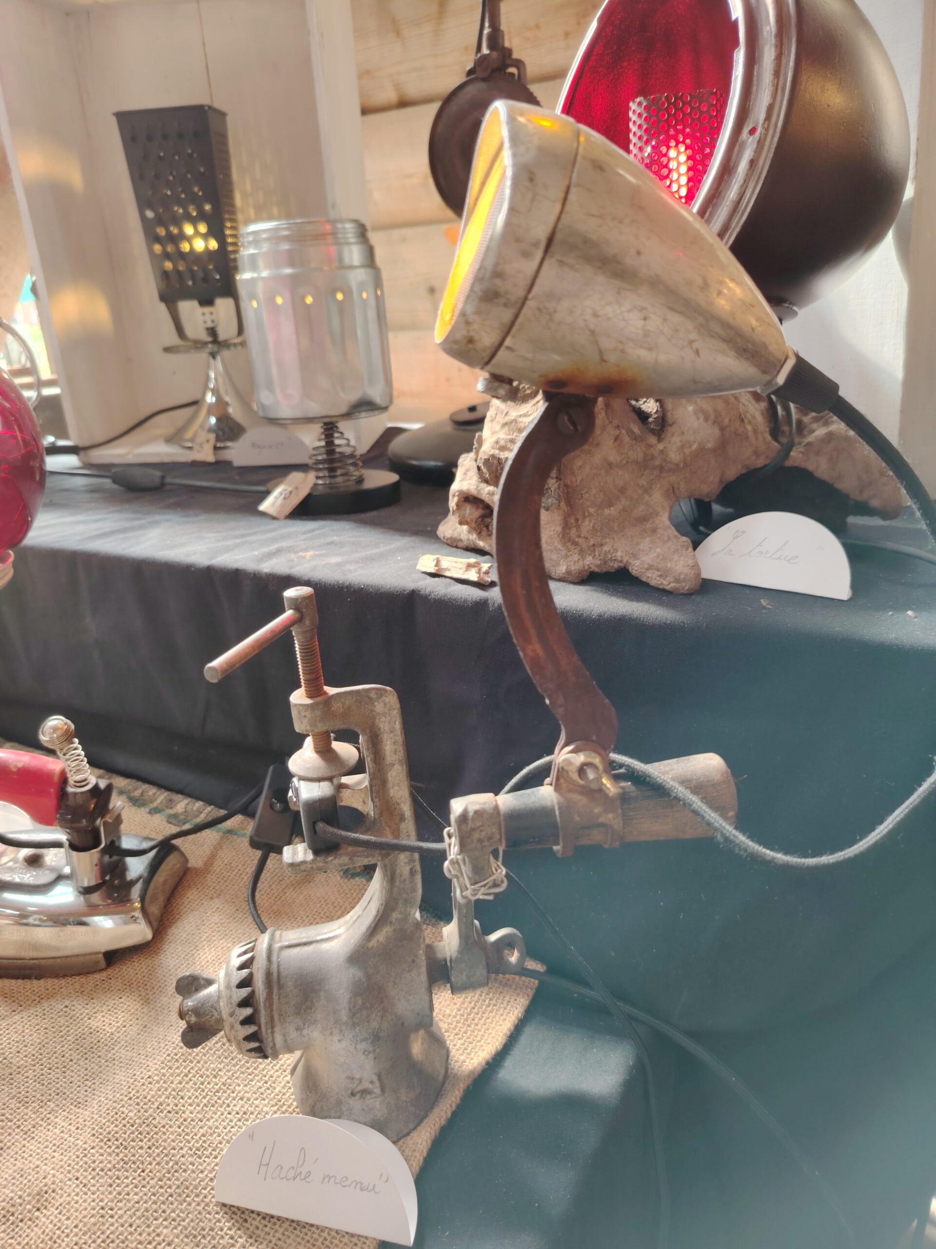 Le fer à lampe - Lampe -Haché menu