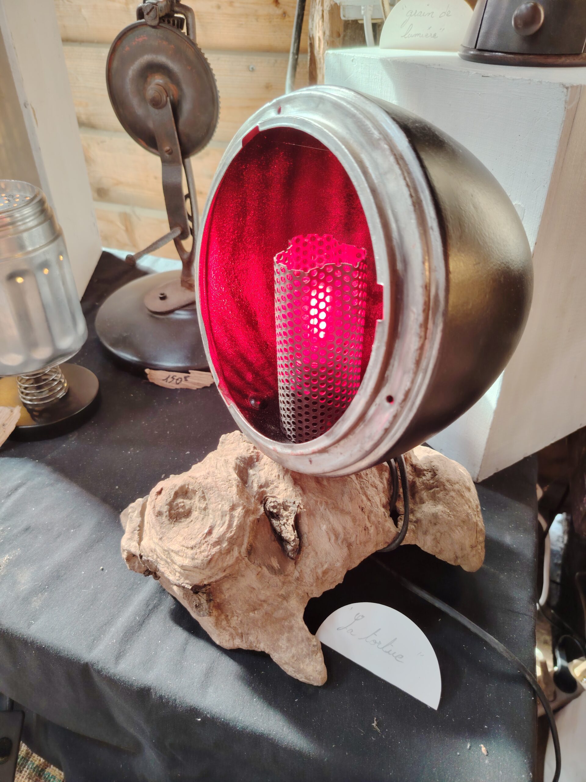 Le fer à lampe - Lampe - La tortue